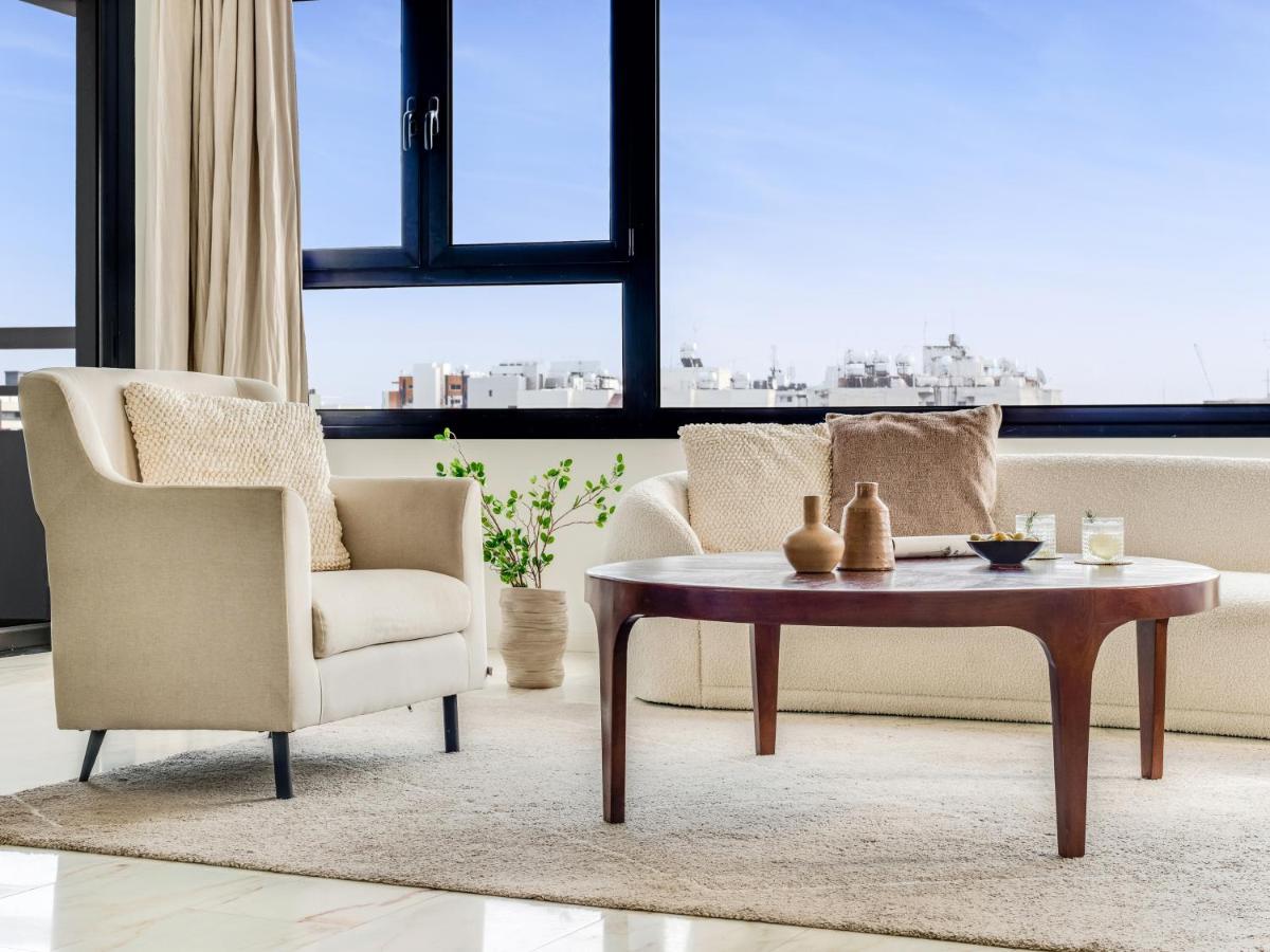 Sanders Coral Court Penthouse - Cute 3-Bedroom Apartment With Balcony Limasol Dış mekan fotoğraf