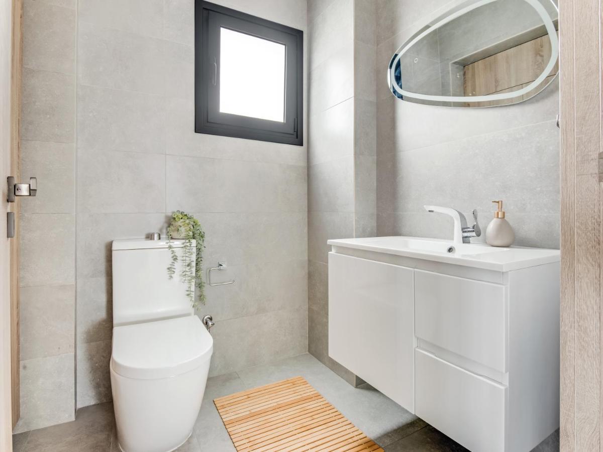 Sanders Coral Court Penthouse - Cute 3-Bedroom Apartment With Balcony Limasol Dış mekan fotoğraf