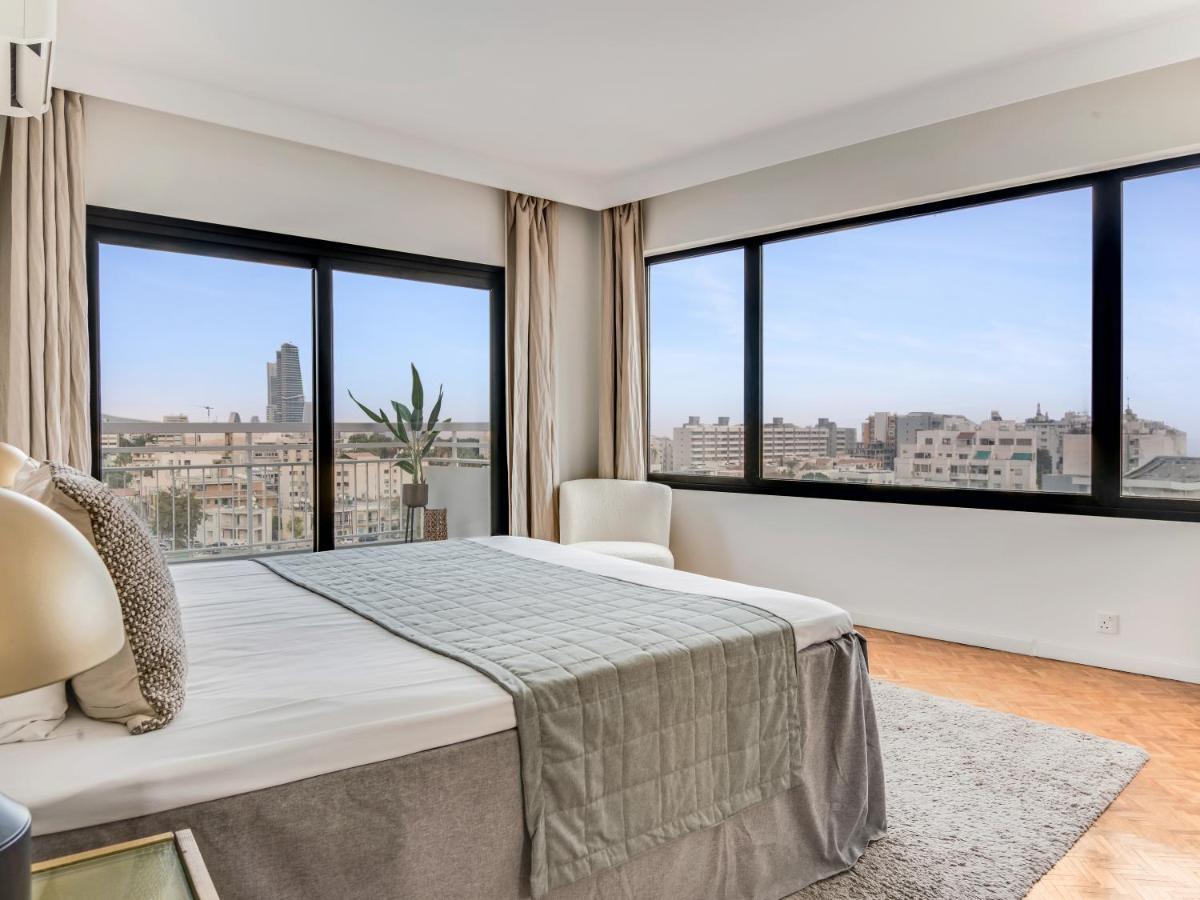 Sanders Coral Court Penthouse - Cute 3-Bedroom Apartment With Balcony Limasol Dış mekan fotoğraf
